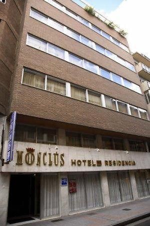 Monclus Hotel ปาเลนเซีย ภายนอก รูปภาพ