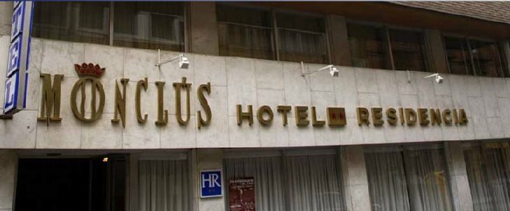Monclus Hotel ปาเลนเซีย ภายนอก รูปภาพ